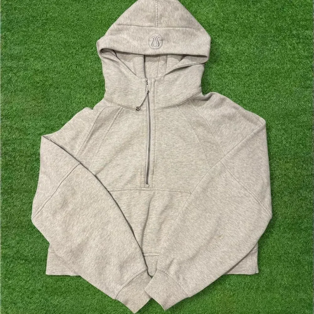 Lululemon Women's Grey and Cream Hoodie